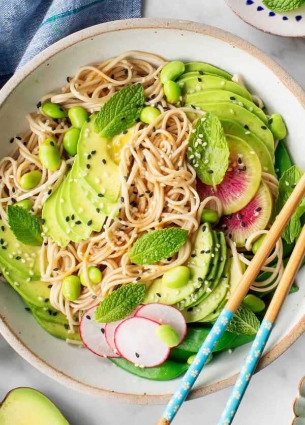 Dinner Reimagined: 60 Healthy Recipes from Around the World